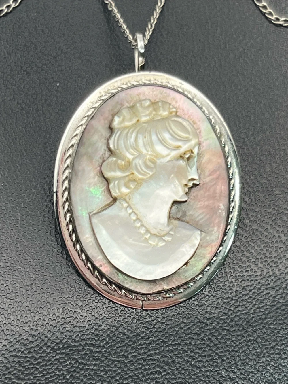Van Dell mother f pearl carved Cameo lady silhouette brooch pin pendant necklace